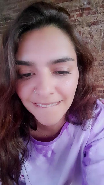 ssalazzarys37g1 live cam on Cam4