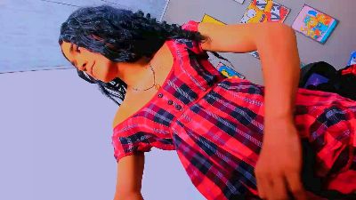 stefaniaferrer1 live cam on Cam4