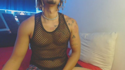 steffano_brown live cam on Cam4