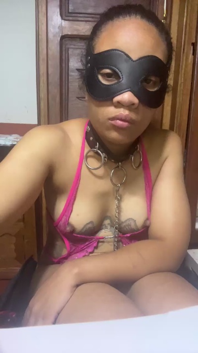 steffie_pussy live cam on Cam4