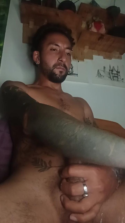 steven1926 live cam on Cam4
