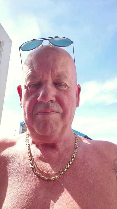 stevieboy77 live cam on Cam4