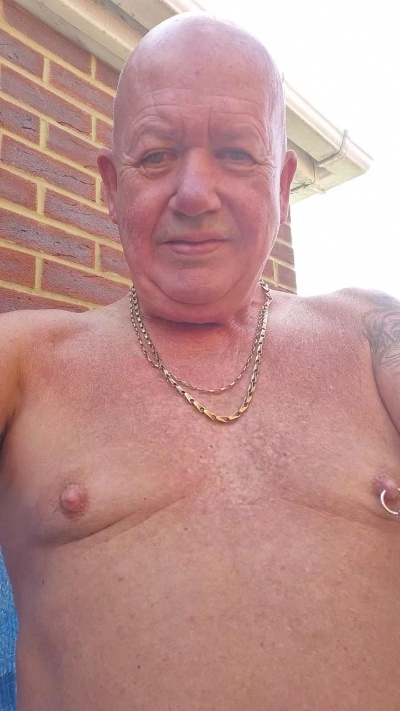 stevieboy77 live cam on Cam4