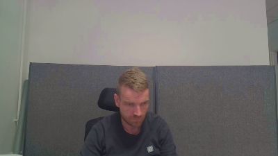 stevn19921 live cam on Cam4