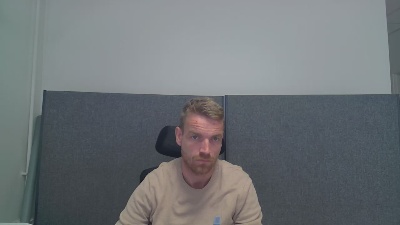 stevn19921 live cam on Cam4