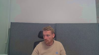 stevn19921 live cam on Cam4