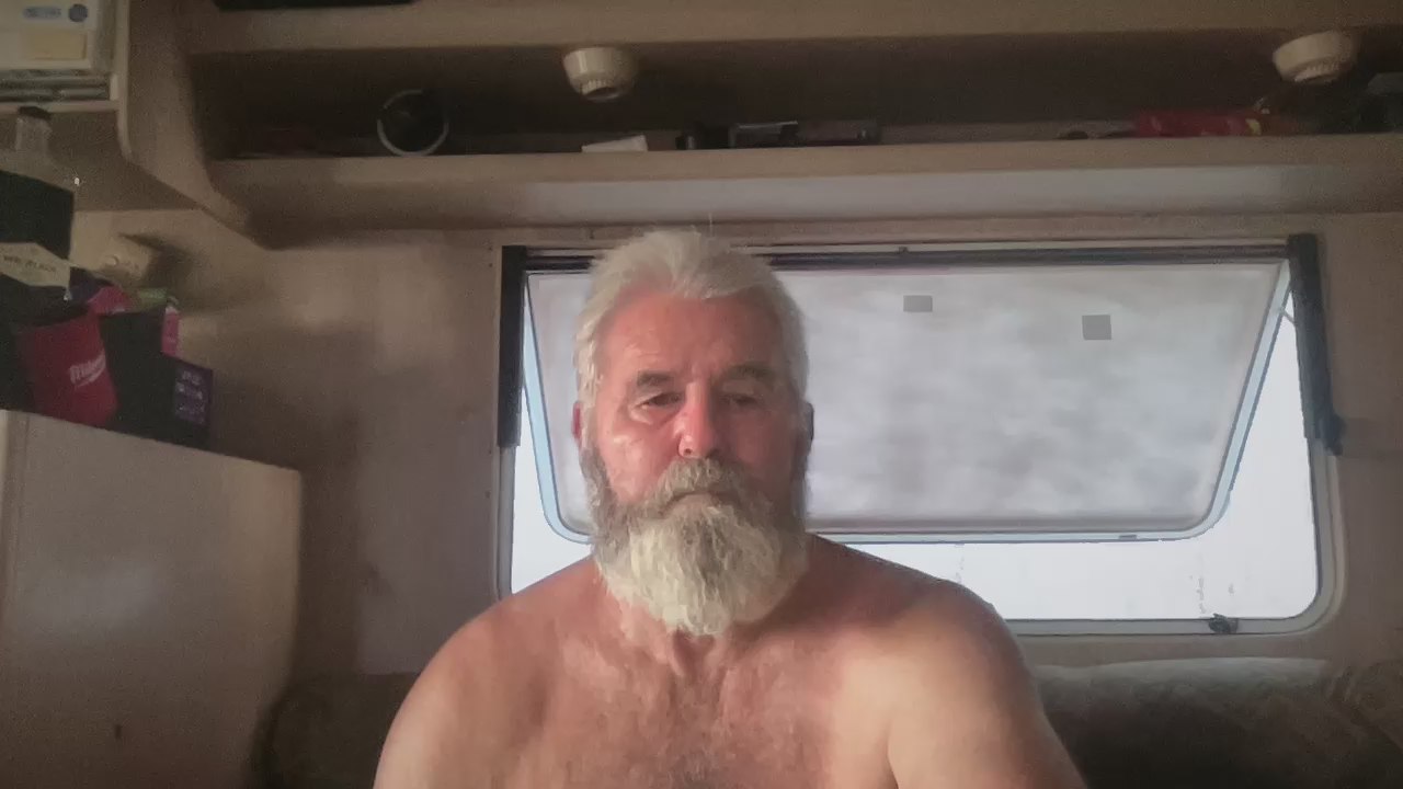 stevo230 live cam on Cam4