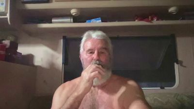 stevo230 live cam on Cam4