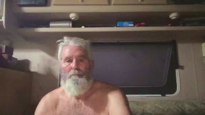 stevo230 live cam on Cam4