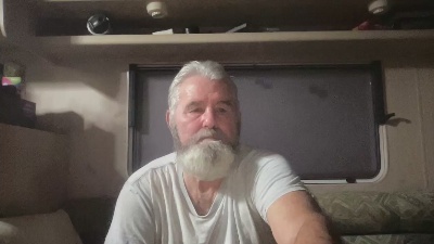 stevo230 live cam on Cam4