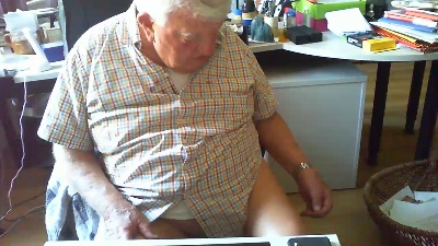 stifter44 live cam on Cam4