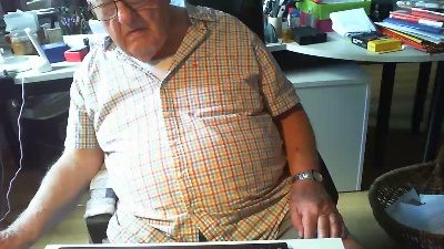 stifter44 live cam on Cam4