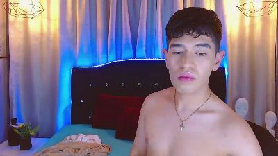 stone_axel live cam on Cam4