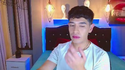 stone_axel live cam on Cam4