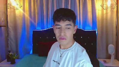 stone_axel live cam on Cam4