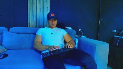 straightboysx live cam on Cam4