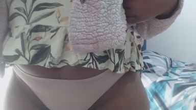 stripqueenx2 live cam on Cam4