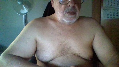 stuart633 live cam on Cam4