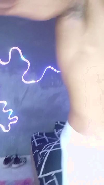 stvxxx777 live cam on Cam4