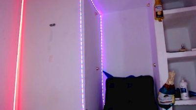 stvxxx777 live cam on Cam4