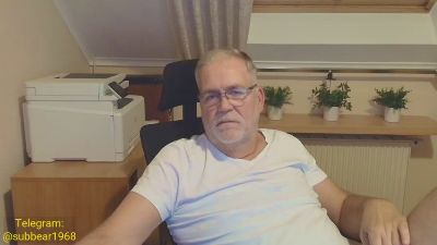 subbear1968 live cam on Cam4