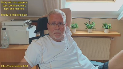 subbear1968 live cam on Cam4
