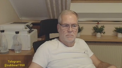 subbear1968 live cam on Cam4