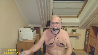 subbear1968 live cam on Cam4