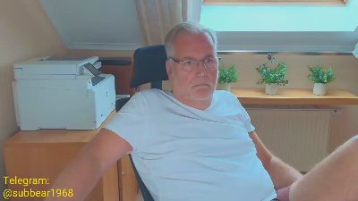 subbear1968 live cam on Cam4