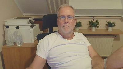 subbear1968 live cam on Cam4