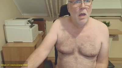 subbear1968 live cam on Cam4