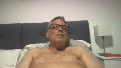 subfatdaddy live cam on Cam4