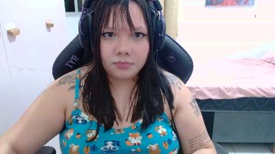 succulolli live cam on Cam4