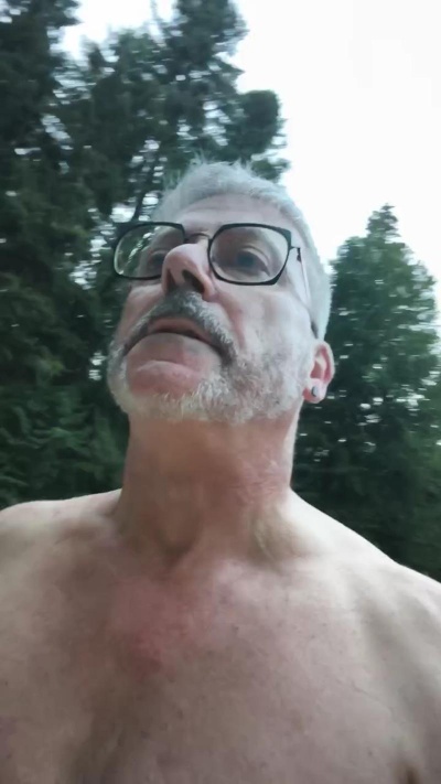 suceruevoltaire live cam on Cam4