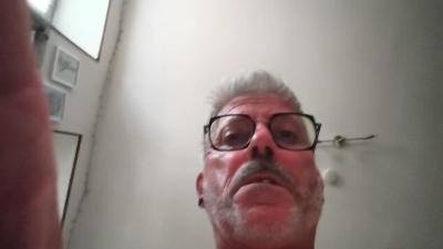 suceruevoltaire live cam on Cam4