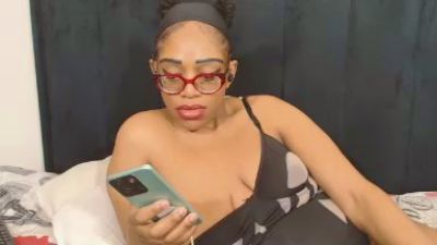 sultrydiva live cam on Cam4