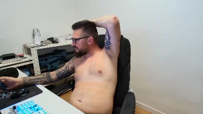 summer_cock28 live cam on Cam4