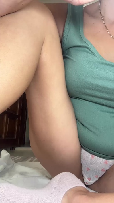sunnycouple8391 live cam on Cam4