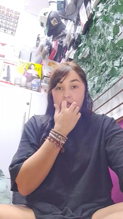 sunyfun live cam on Cam4