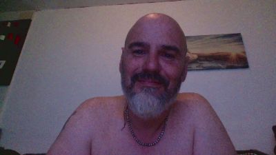 superchuk1 live cam on Cam4