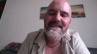 superchuk1 live cam on Cam4