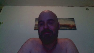 superchuk1 live cam on Cam4