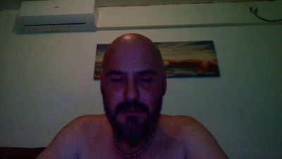 superchuk1 live cam on Cam4