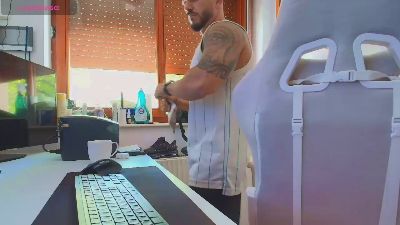 supermanboyxxl live cam on Cam4