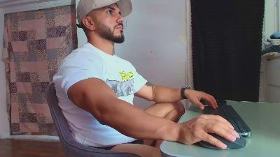 supermanboyxxl live cam on Cam4