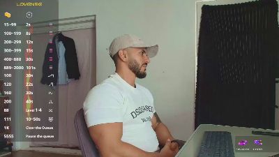 supermanboyxxl live cam on Cam4