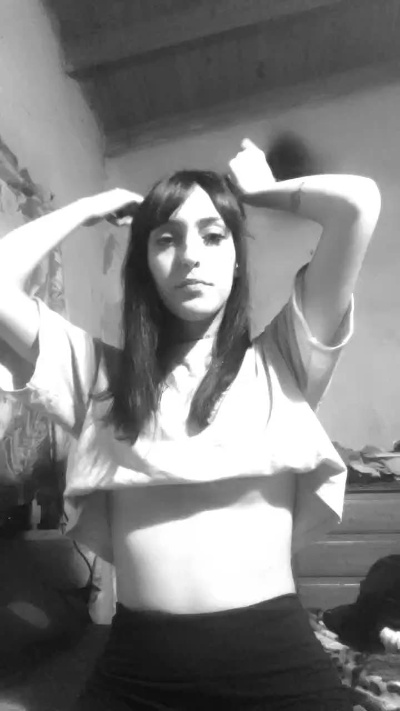 surey live cam on Cam4