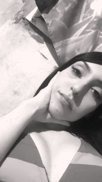 surey live cam on Cam4