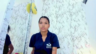 suriFoster live cam on Cam4