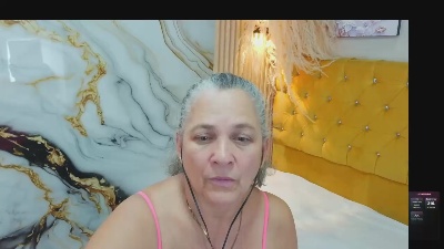 sussyperez live cam on Cam4
